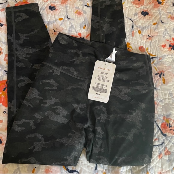 Fabletics High-waisted Printed Powerhold 7/8 XS/4 - Picture 3 of 7